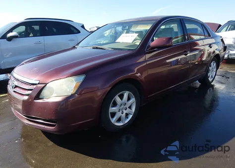 2007 Toyota Avalon Xl z USA, uszkodzony, nr VIN 4T1BK36BX7U210133